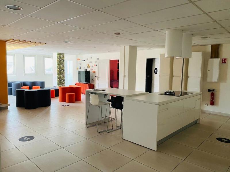 Bureau - 197 m² - 4 pièces