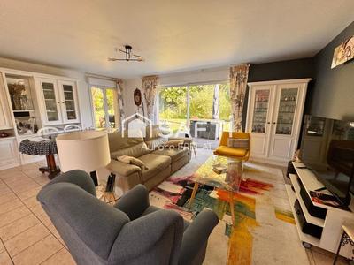 Maison - 95 m² - 4 pièces