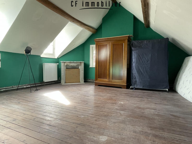 Maison - 220 m² - 7 pièces