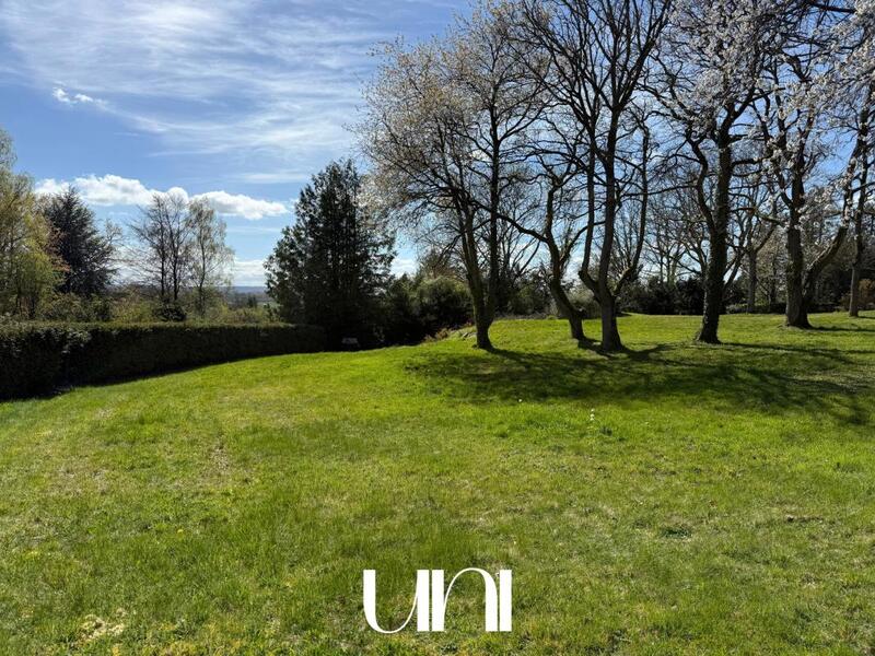 Terrain constructible - 1 201 m²