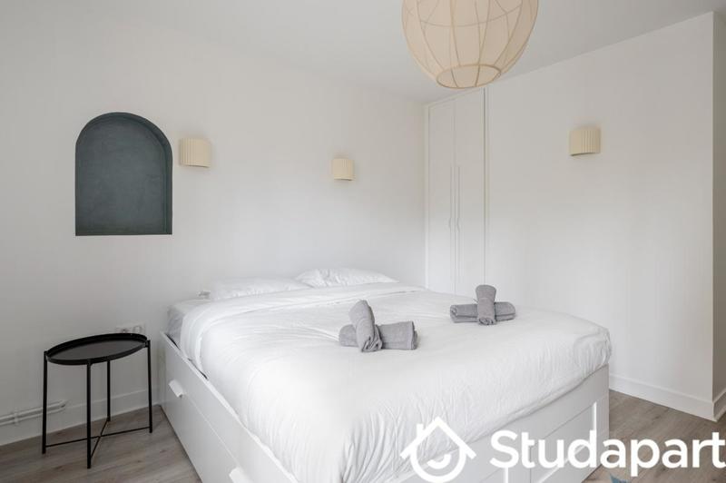 Chambre - 12 m² - 1 pièce