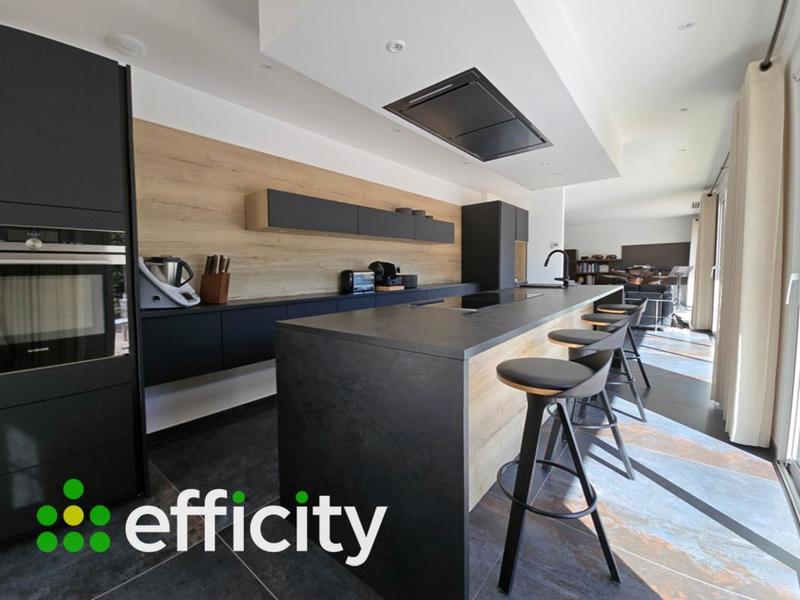 Villa - 203 m² - 5 pièces