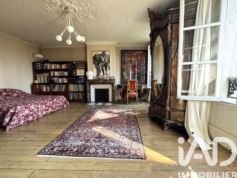 Maison - 352 m² - 10 pièces