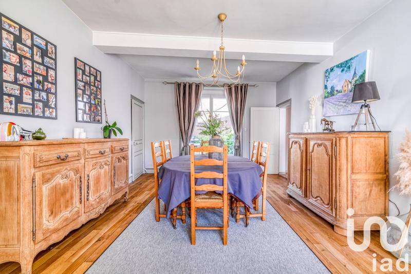 Maison - 320 m² - 10 pièces