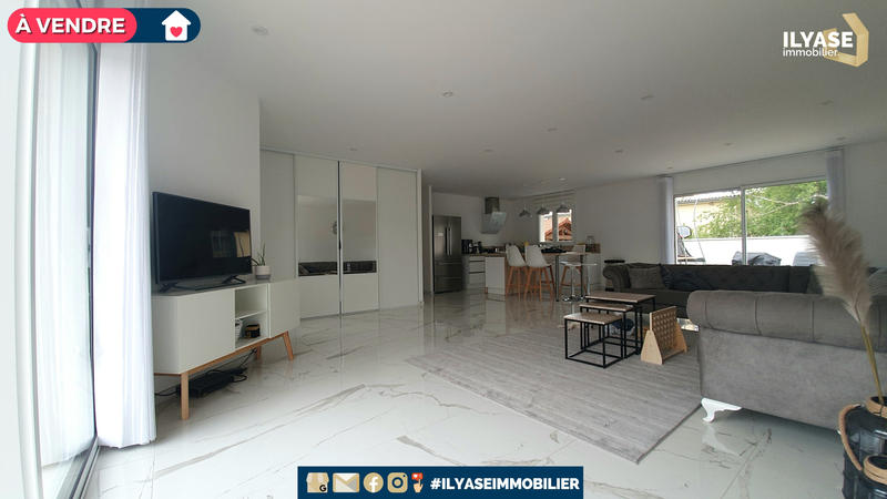 Maison - 125 m² - 6 pièces