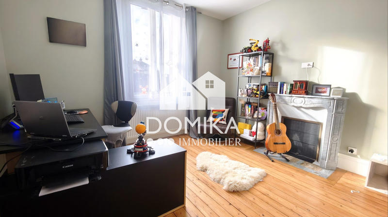 Maison - 178 m² - 8 pièces