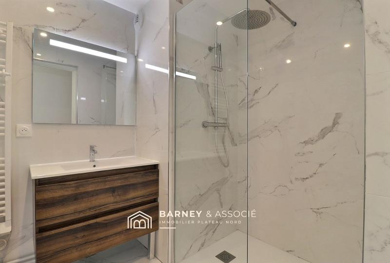 Appartement - 104 m² - 4 pièces