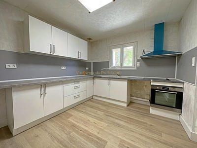 Maison traditionnelle - 155 m² - 6 pièces