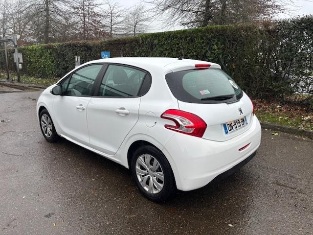 Peugeot 208 1.2 PureTech 82 Active