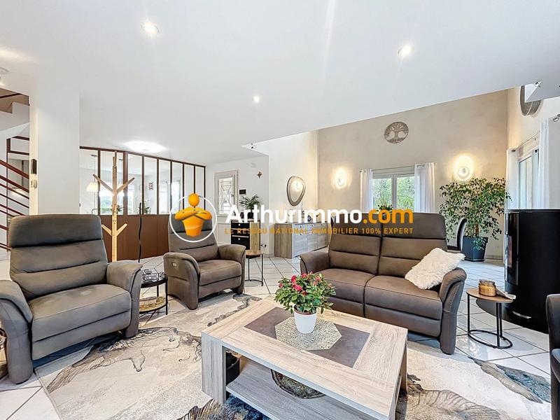 Maison - 152 m² - 6 pièces