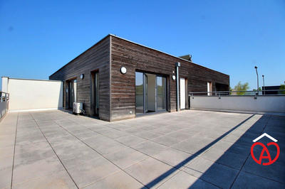 Appartement - 81 m² - 4 pièces