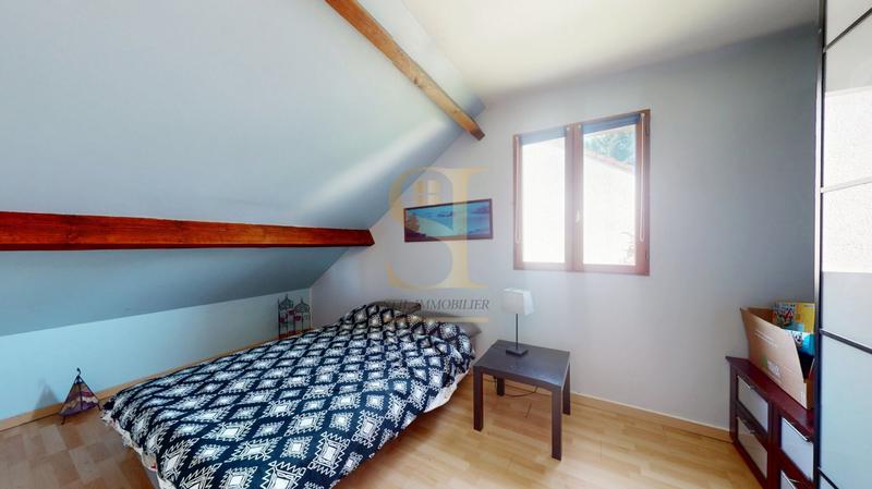 Maison - 143 m² - 7 pièces