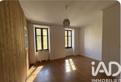 Appartement - 79 m² - 3 pièces
