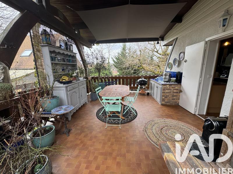 Maison - 191 m² - 6 pièces