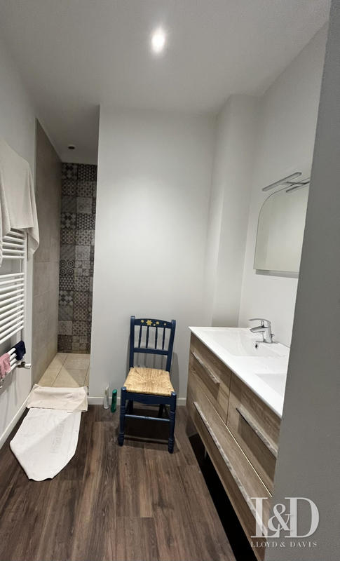 Maison ancienne - 336 m² - 11 pièces