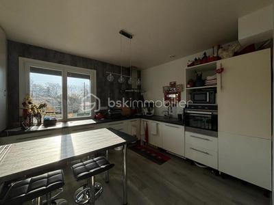 Maison - 152 m² - 6 pièces