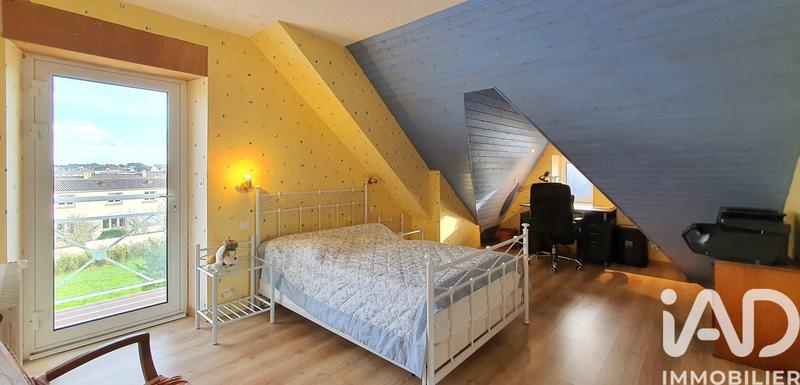 Maison - 216 m² - 7 pièces