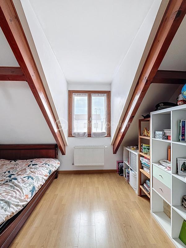 Maison - 104 m² - 5 pièces