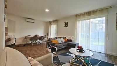 Maison - 104 m² - 6 pièces