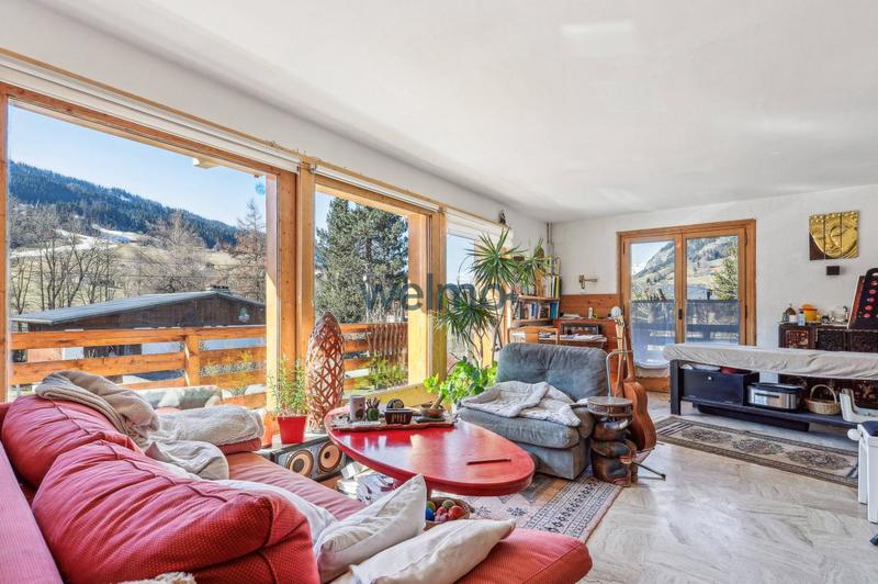 Châlet - 256 m² - 9 pièces