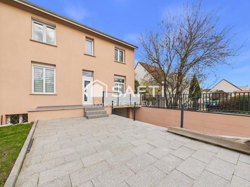 Maison - 177 m² - 6 pièces