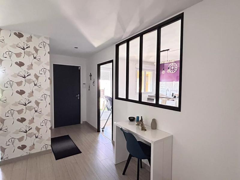 Maison - 247 m² - 7 pièces