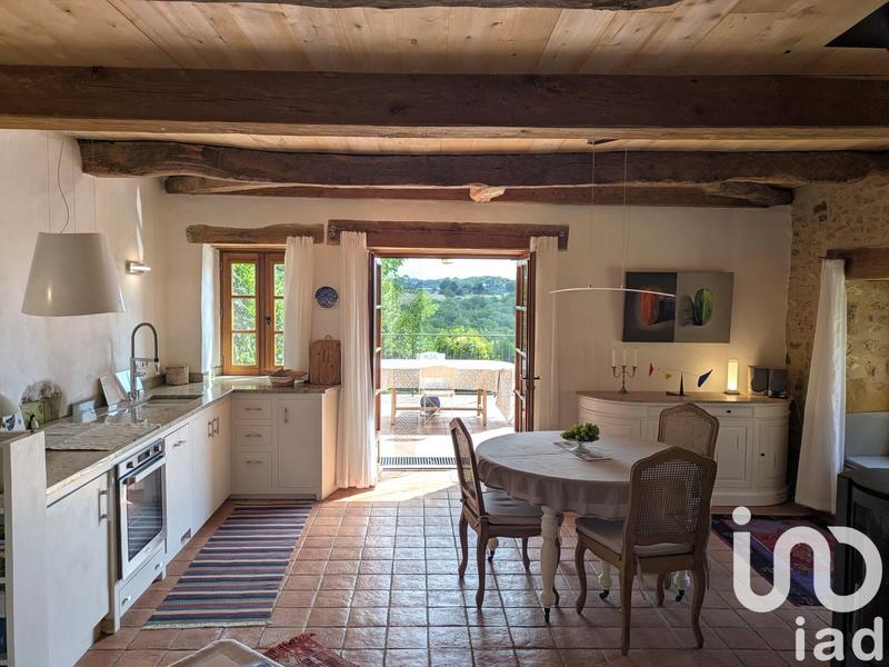 Maison - 174 m² - 5 pièces
