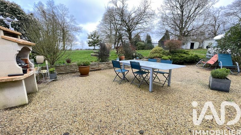 Maison - 212 m² - 5 pièces