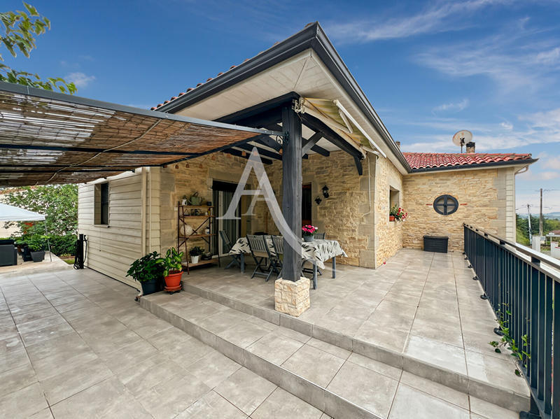 Maison - 118 m² - 6 pièces