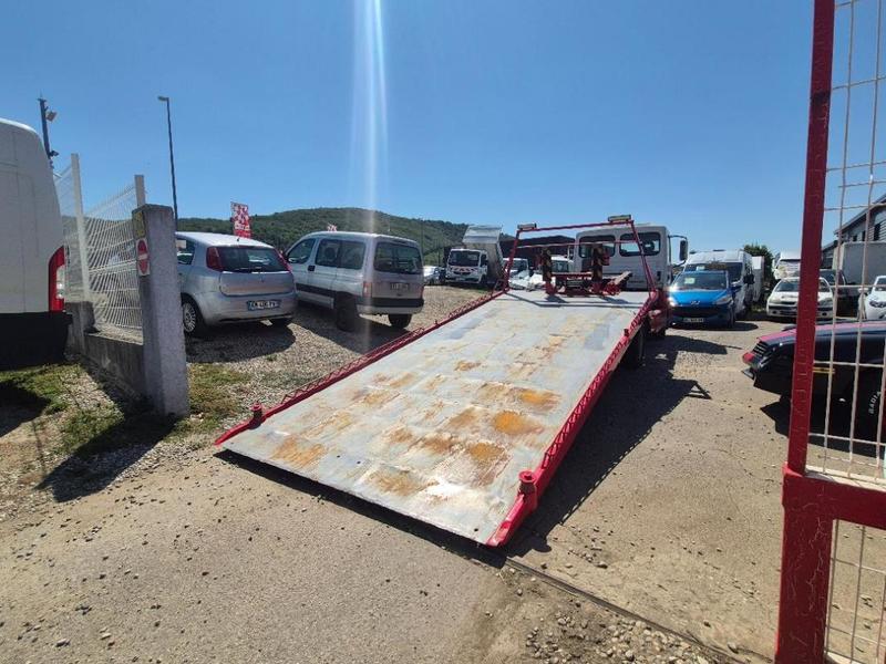 Nissan Atleon Depanneuse Tres Bon Etat REVISé