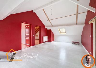 Maison - 222 m² - 9 pièces