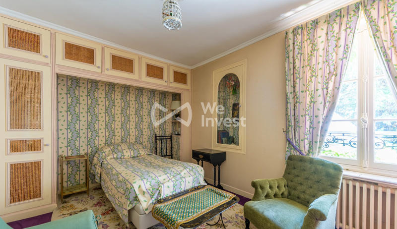 Maison ancienne - 300 m² - 9 pièces