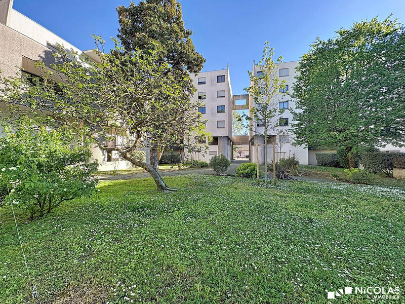 Appartement - 67 m² - 3 pièces