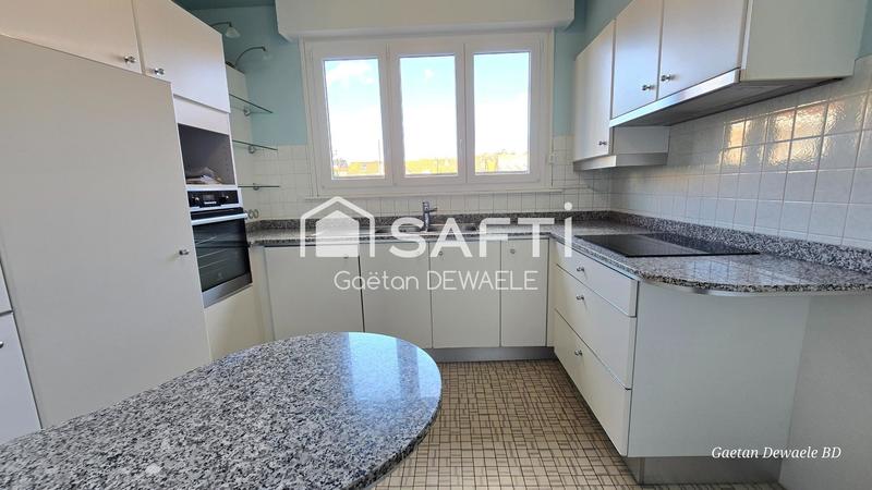 Appartement - 100 m² - 5 pièces