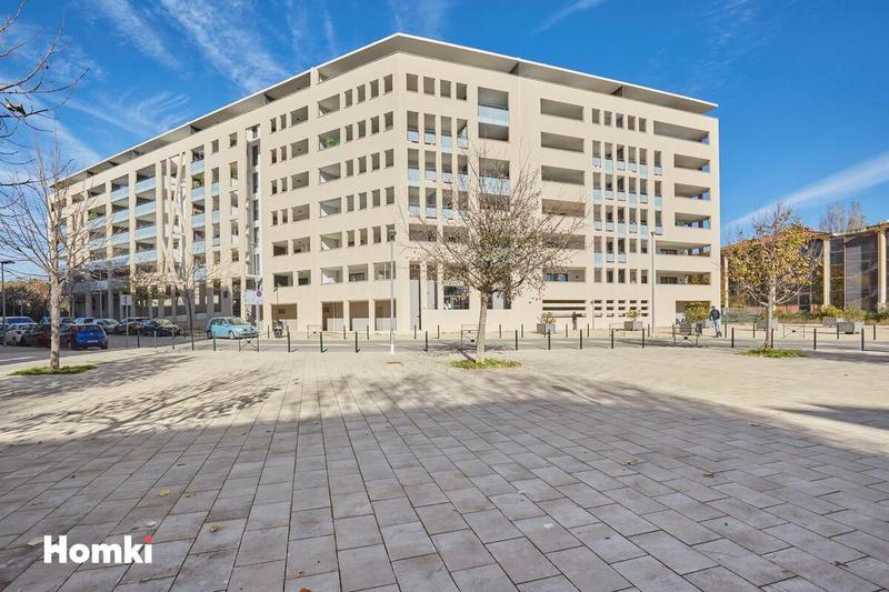 Appartement - 80 m² - 4 pièces