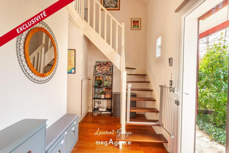 Maison traditionnelle - 110 m² - 4 pièces