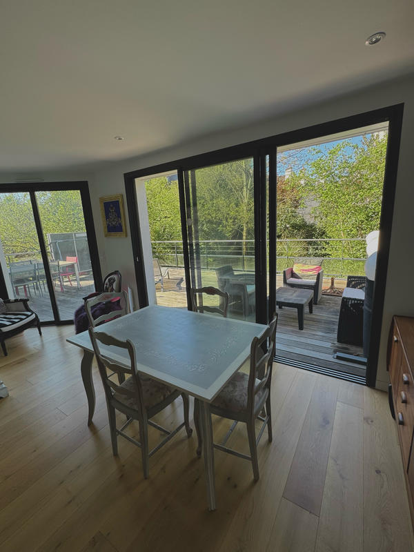 Maison - 204 m² - 8 pièces