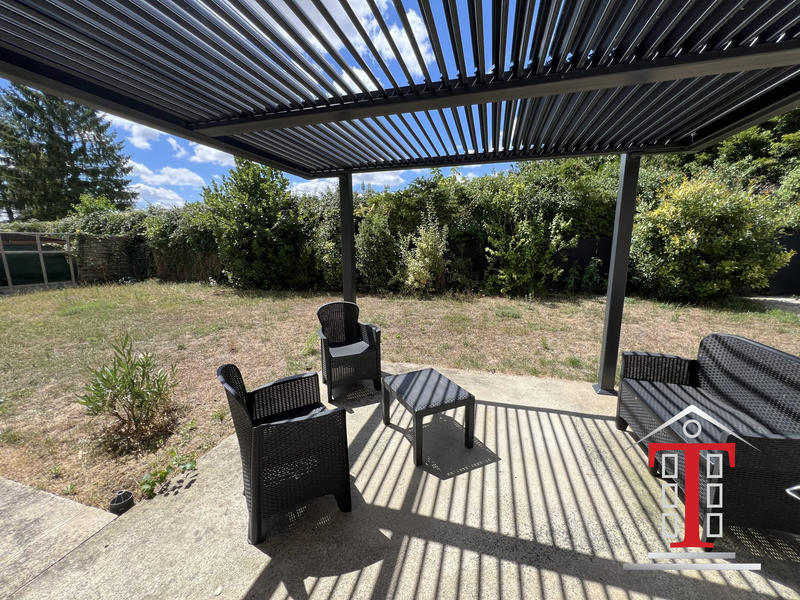 Maison - 90 m² - 5 pièces