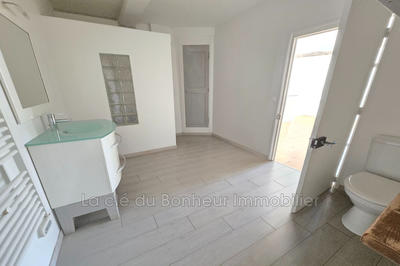 Appartement - 60 m² - 2 pièces