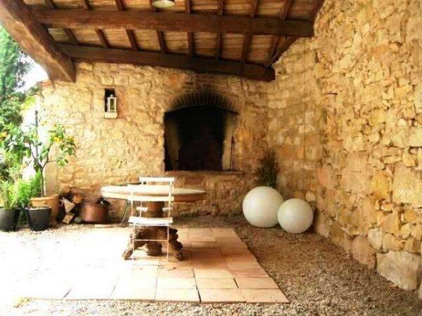 Demeure - 220 m² - 7 pièces