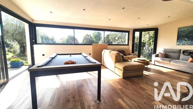 Maison - 226 m² - 6 pièces