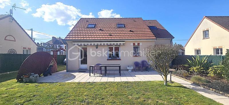 Maison traditionnelle - 110 m² - 5 pièces