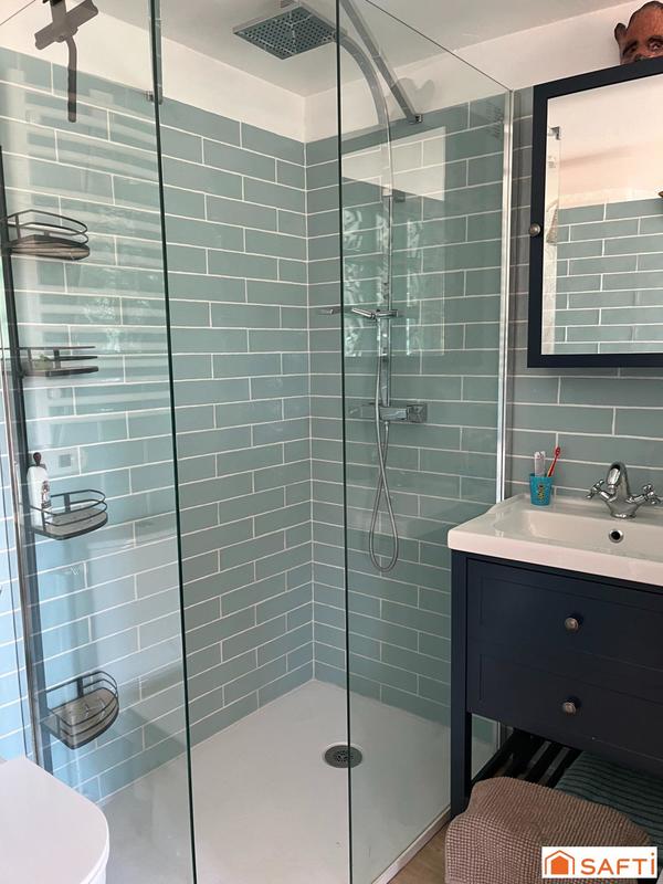 Maison - 180 m² - 6 pièces