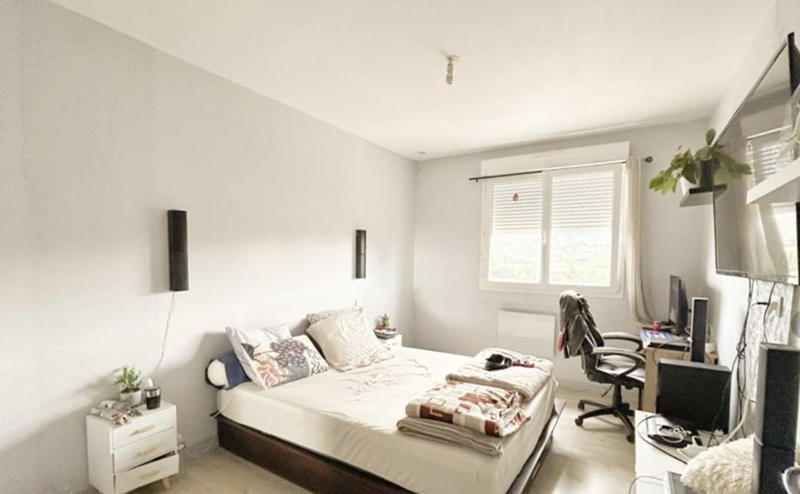 Local commercial - 241 m² - 6 pièces