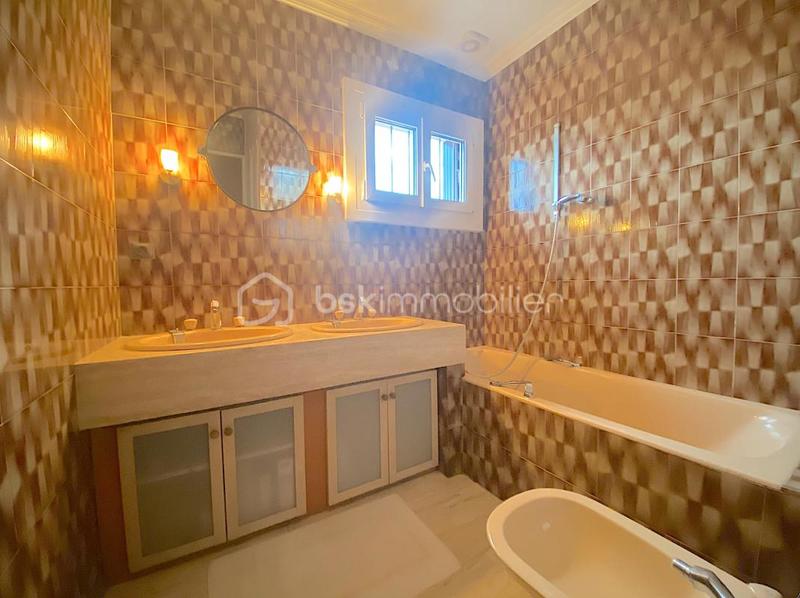 Maison de ville - 97 m² - 4 pièces