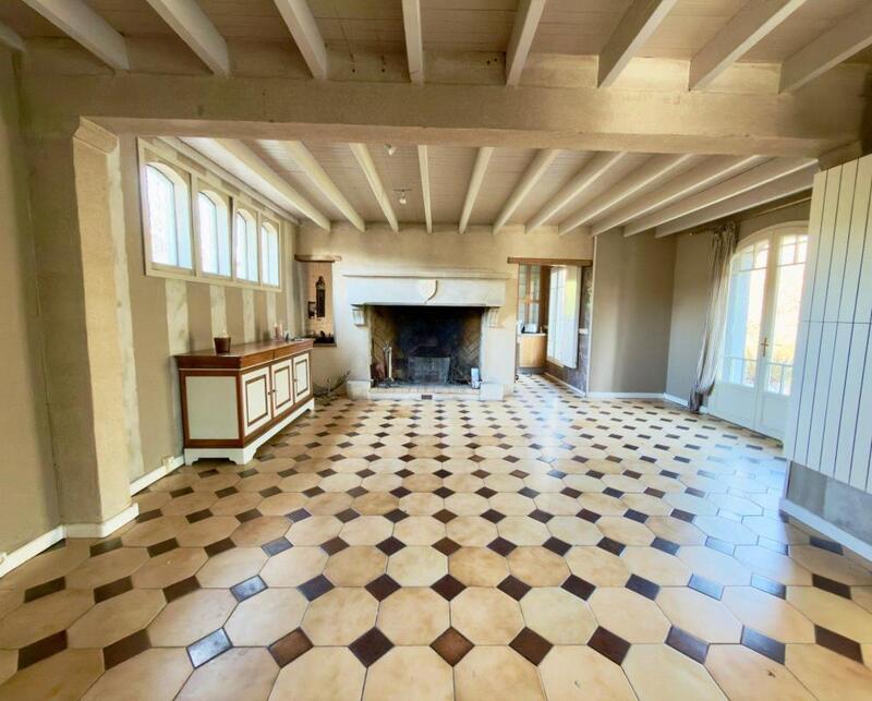 Propriété - 173 m² - 7 pièces