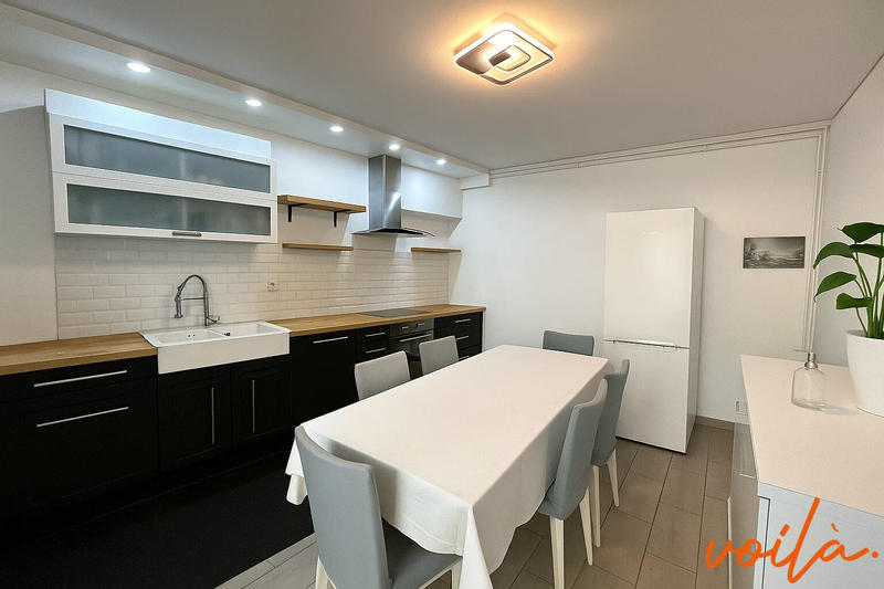 Maison - 111 m² - 4 pièces