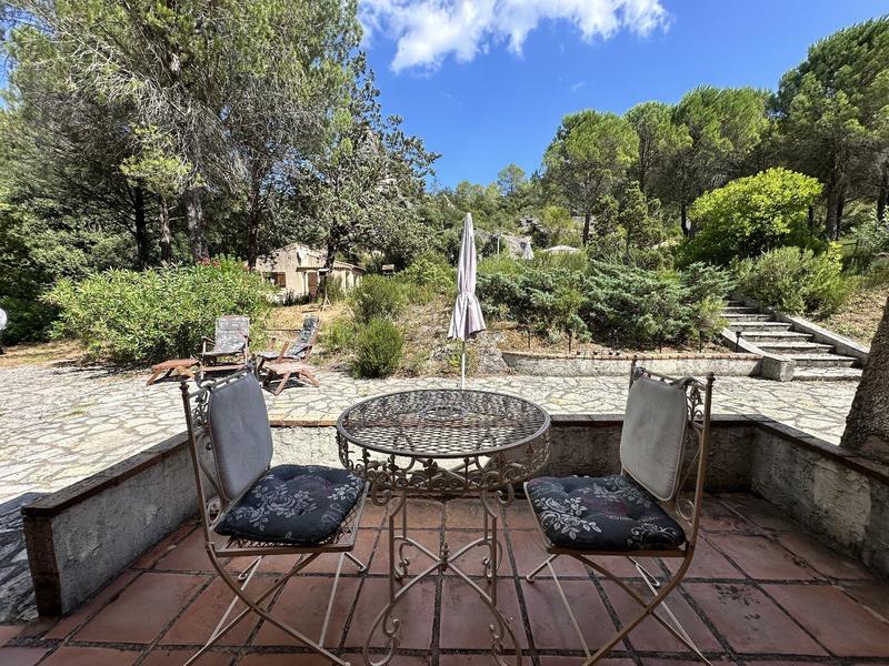 Maison - 195 m² - 7 pièces