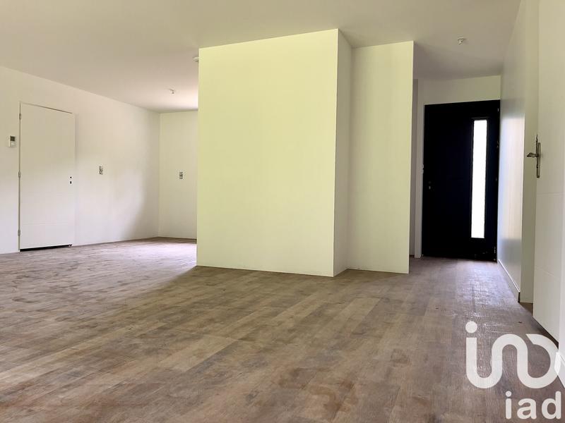 Maison - 99 m² - 4 pièces