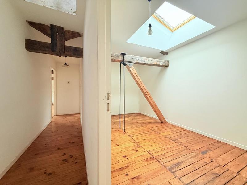 Loft - 420 m² - 10 pièces